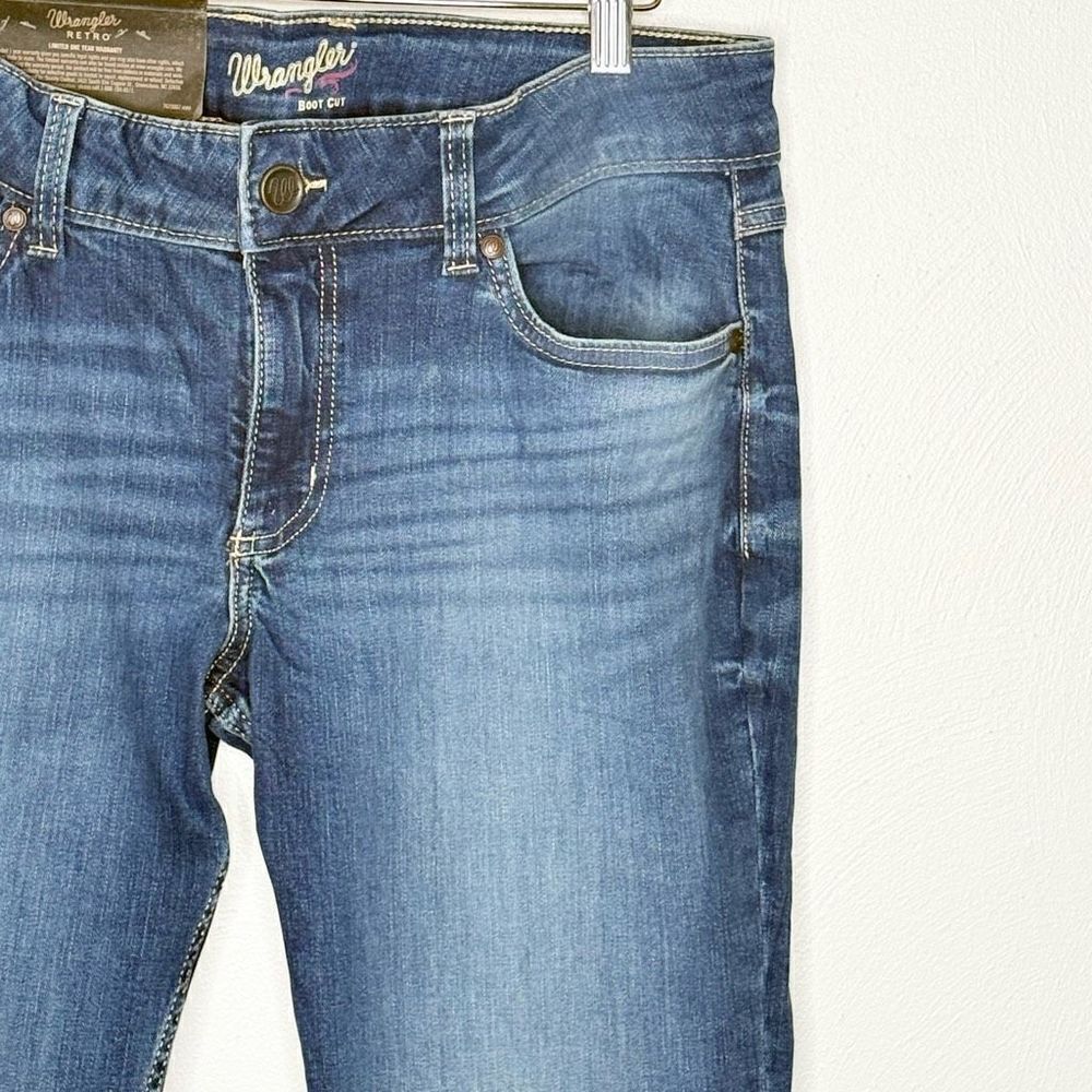 Wrangler Retro Mae Mid Rise Medium Wash Bootcut Jeans - Women’s 31/30 US 11 - Picture 5 of 11